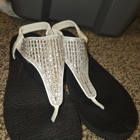 Women's White Sandals with Rhinestone Detailing - Picture 3 of 3